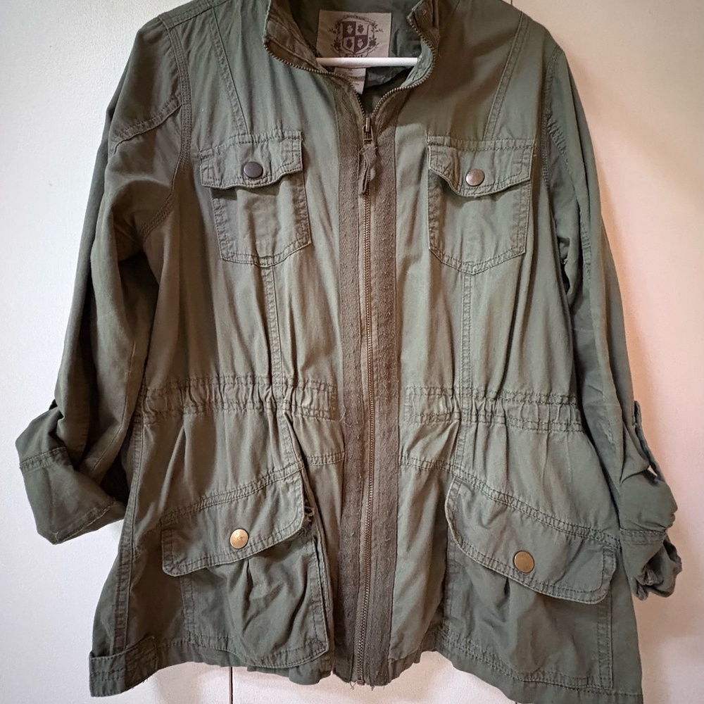Army green utility jacket (XL)